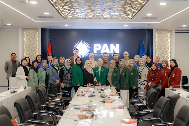 Di Undang Fraksi PAN, Bidang Perempuan dan Anak PP HIMMAH Sampaikan Tuntutan Rakyat 17+8